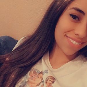 Meet your Posher, Diana